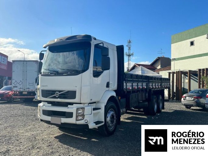 VOLVO VM-270 12/12