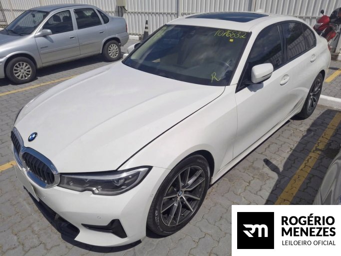 BMW 320i 21/22