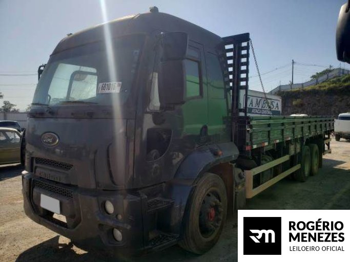FORD CARGO 2431 18/19